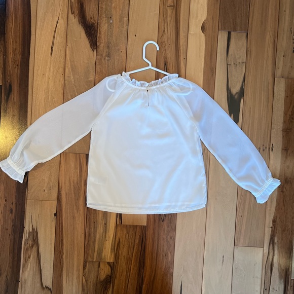 GAP. Size Small girls. Ivory sheer sleeved blouse. - Picture 6 of 12
